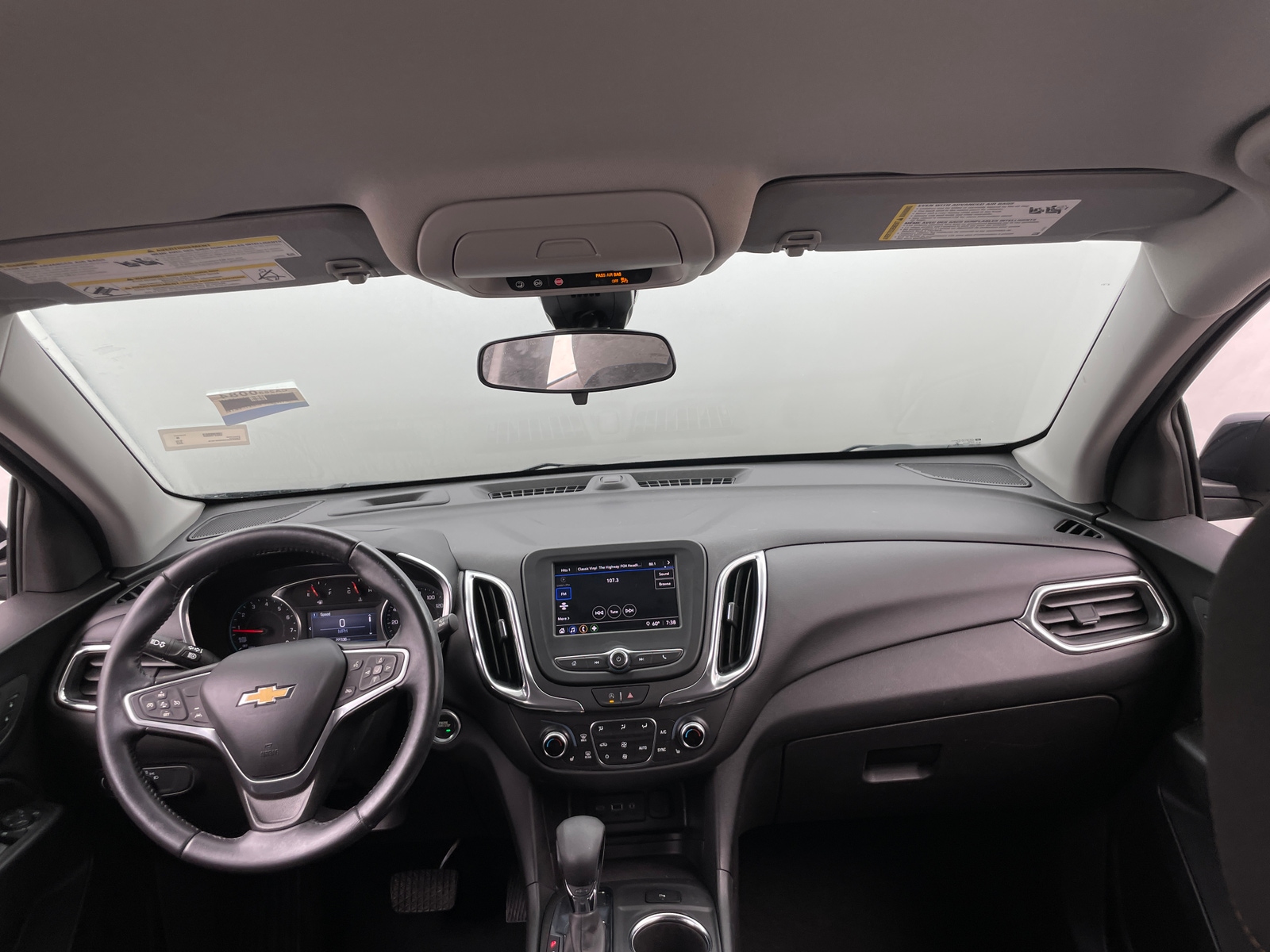 Thumbnail: 2022 Chevrolet Equinox - 3
