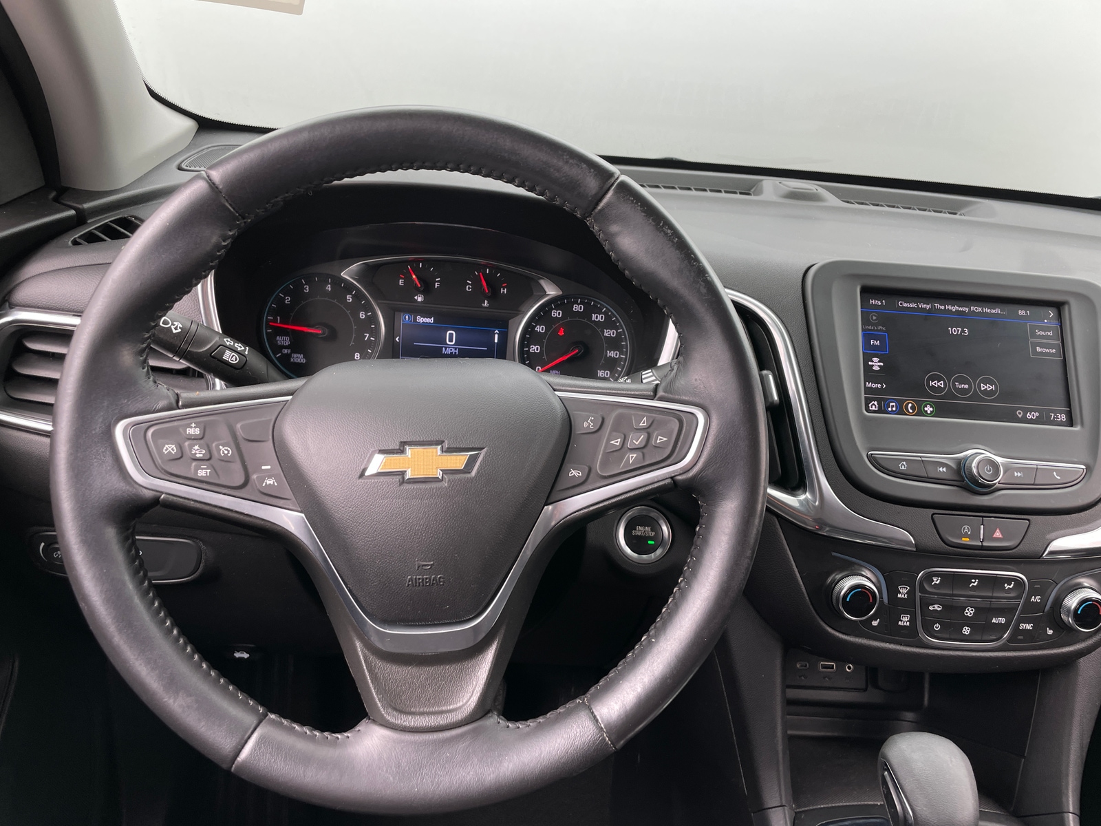 Thumbnail: 2022 Chevrolet Equinox - 5