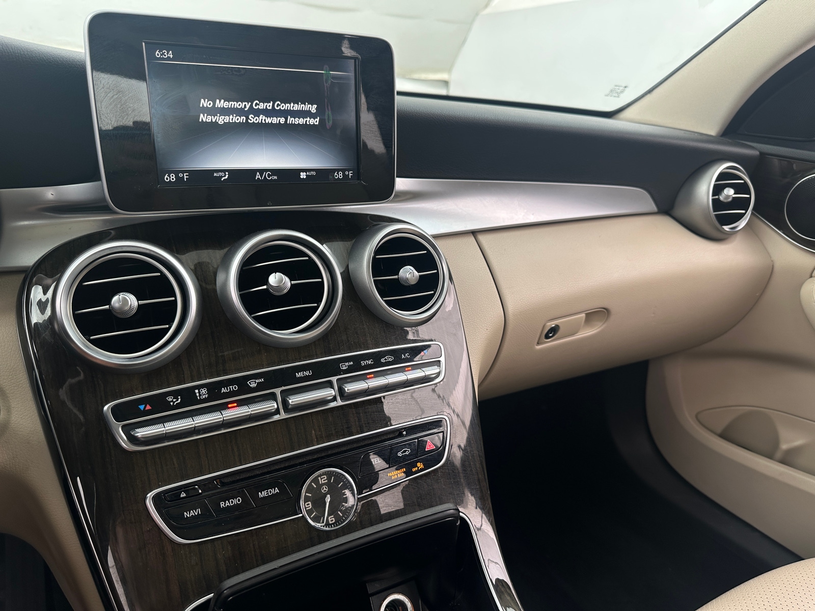 Thumbnail: 2017 Mercedes-Benz C-Class - 4