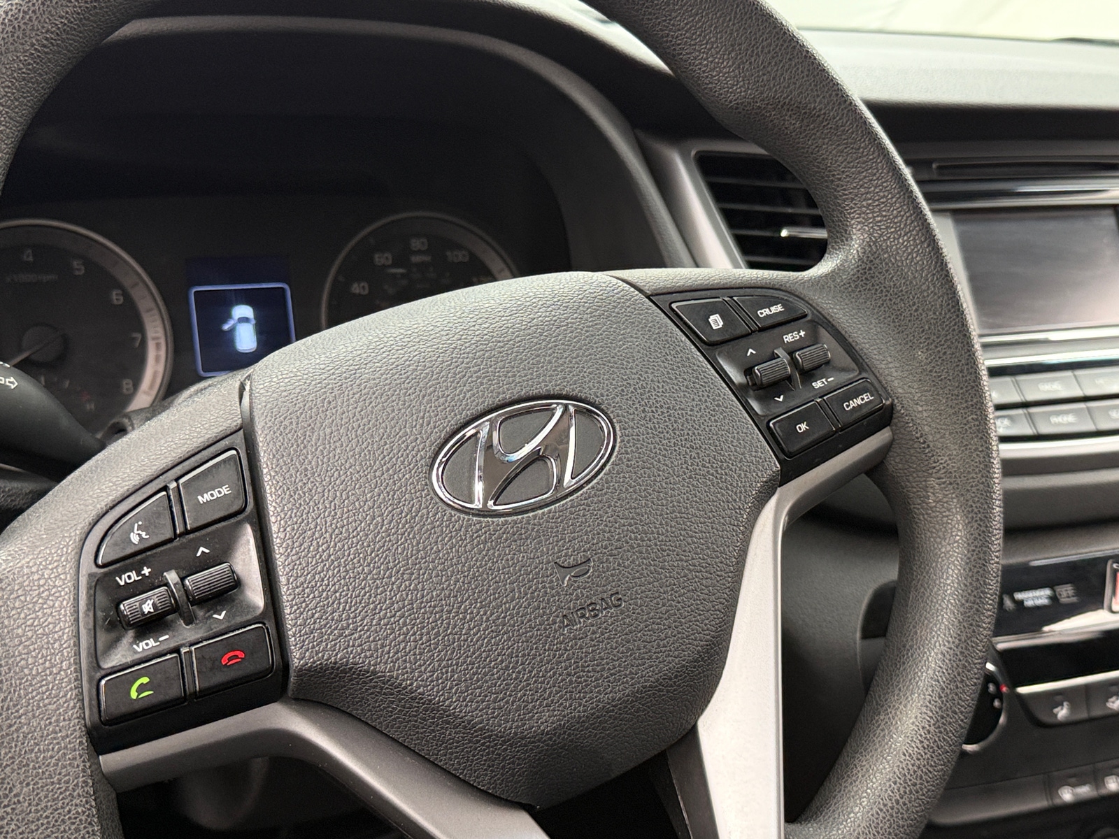 Thumbnail: 2017 Hyundai Tucson - 5