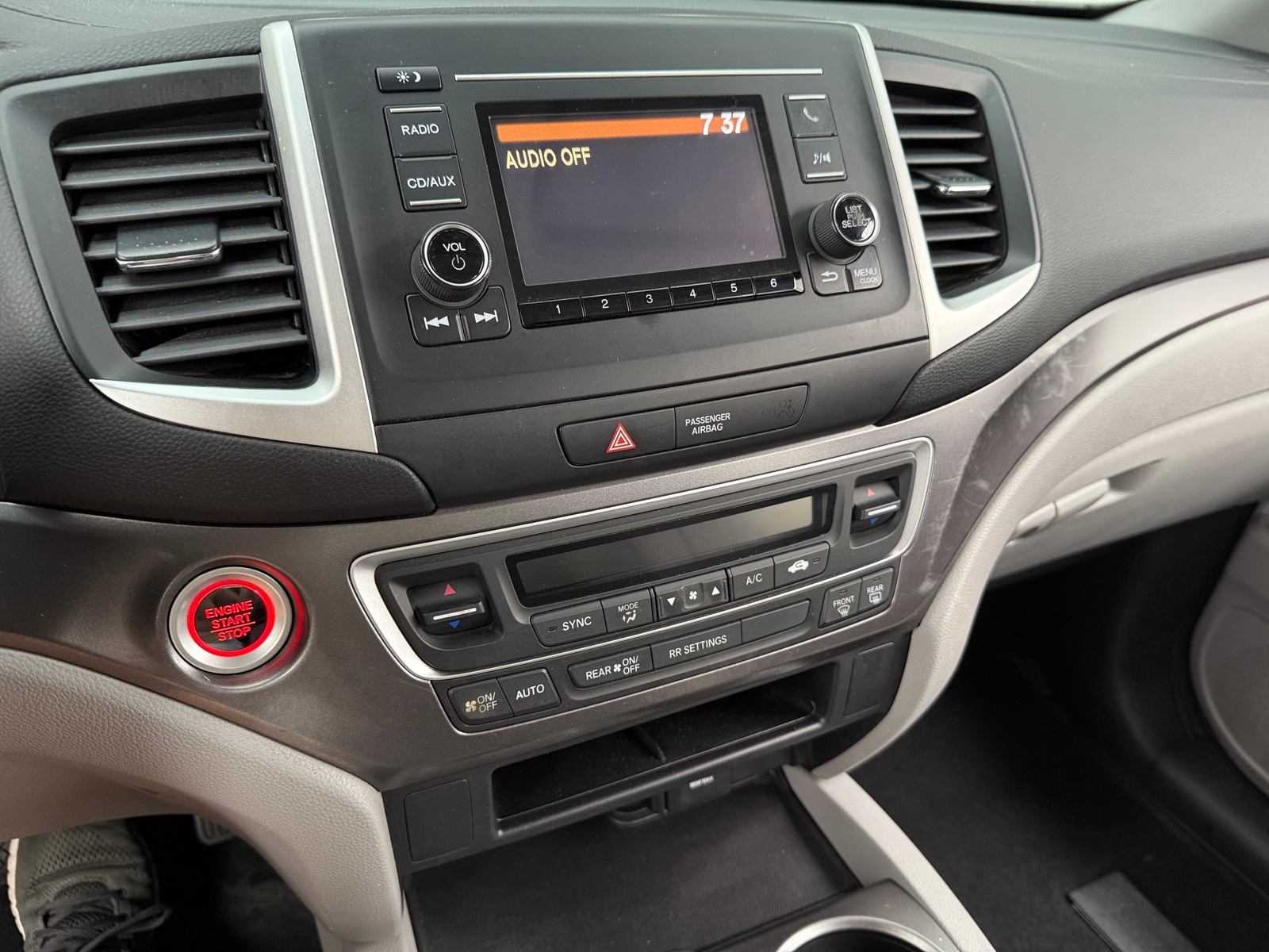 Thumbnail: 2017 Honda Ridgeline - 4