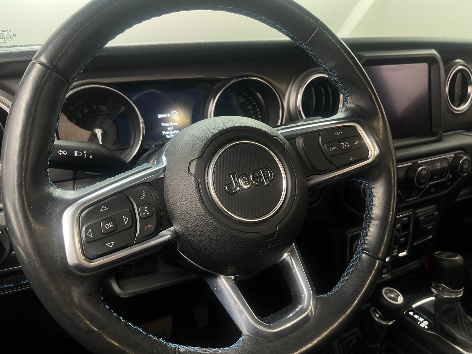 Thumbnail: 2022 Jeep Wrangler - 5