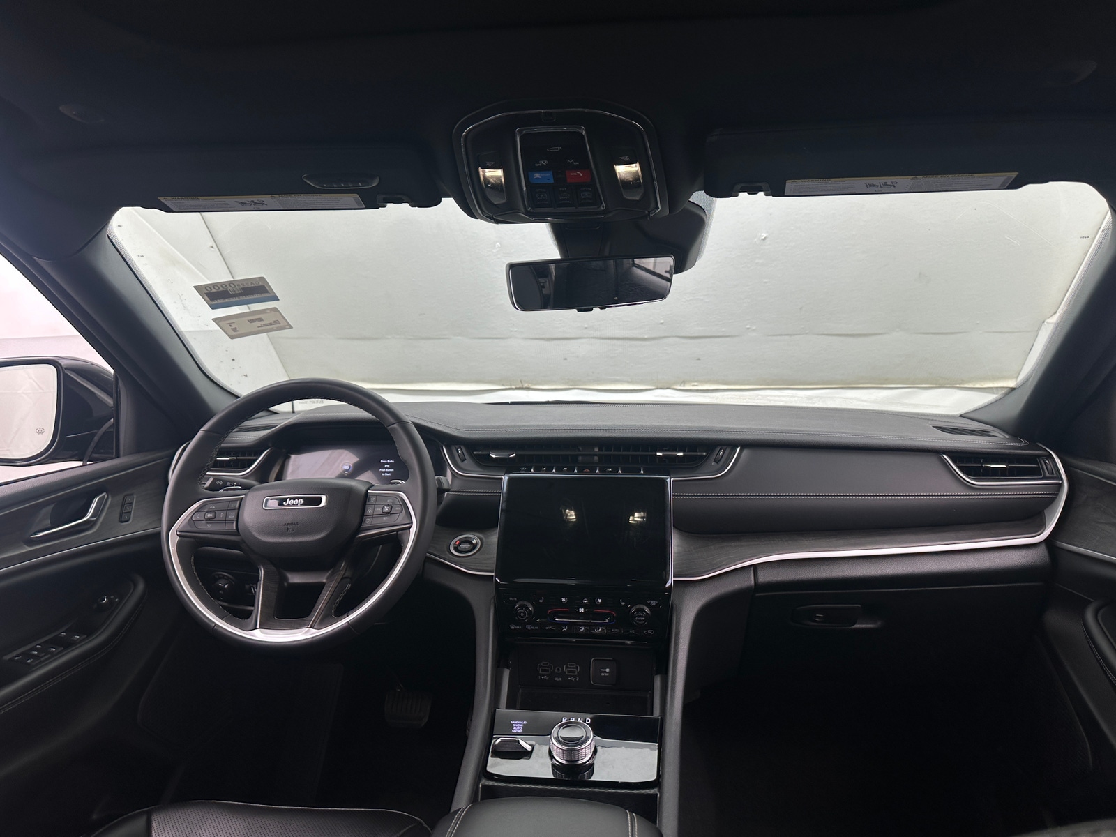 Thumbnail: 2024 Jeep Grand Cherokee L - 2