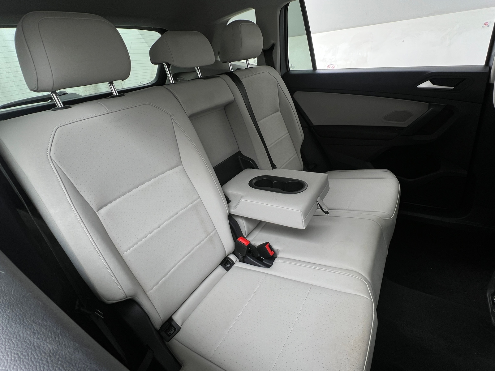 Thumbnail: 2019 Volkswagen Tiguan - 5