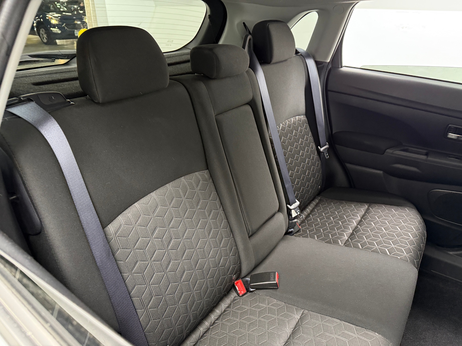 Thumbnail: 2022 Mitsubishi Outlander Sport - 6