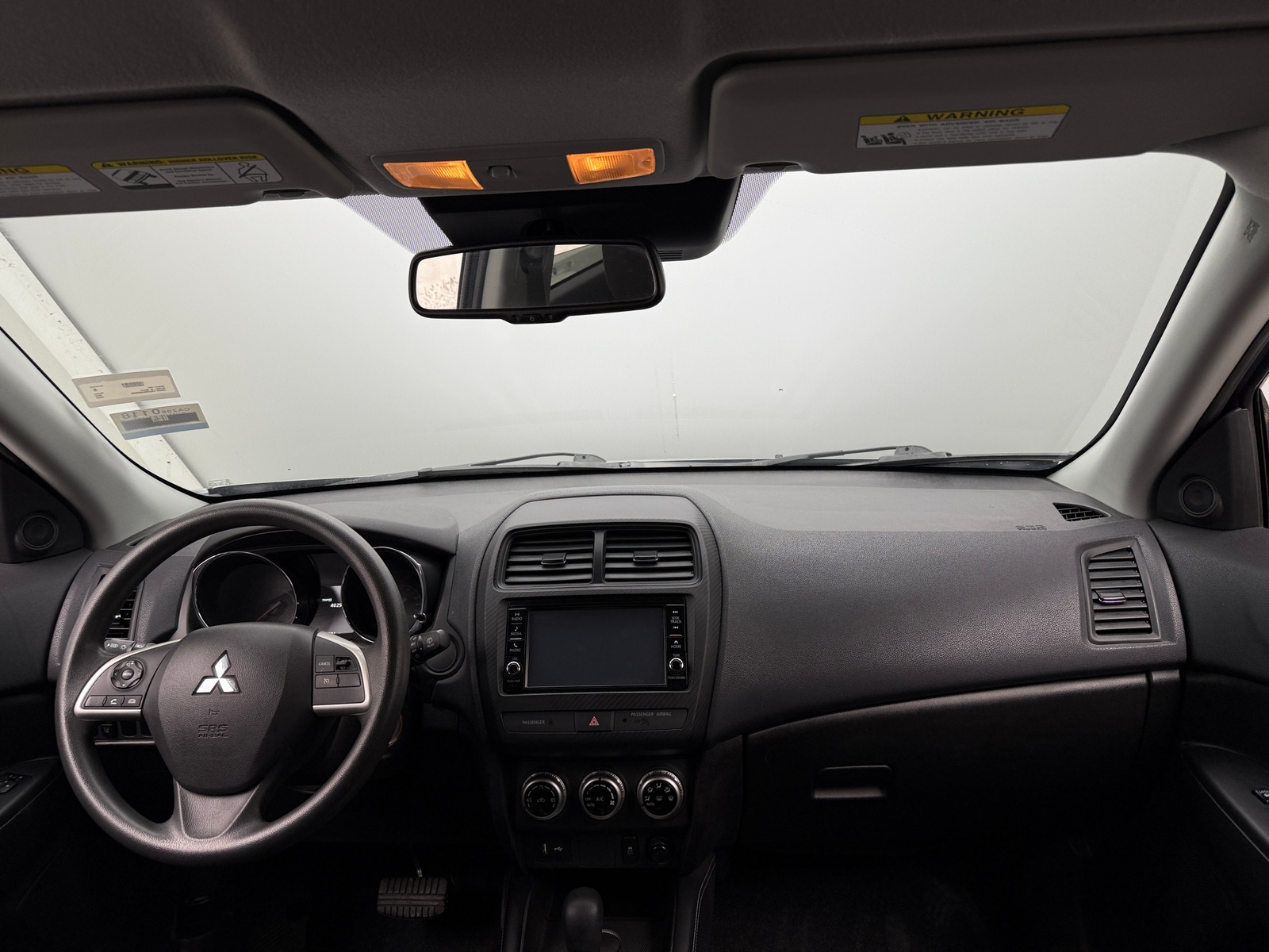 Thumbnail: 2022 Mitsubishi Outlander Sport - 3