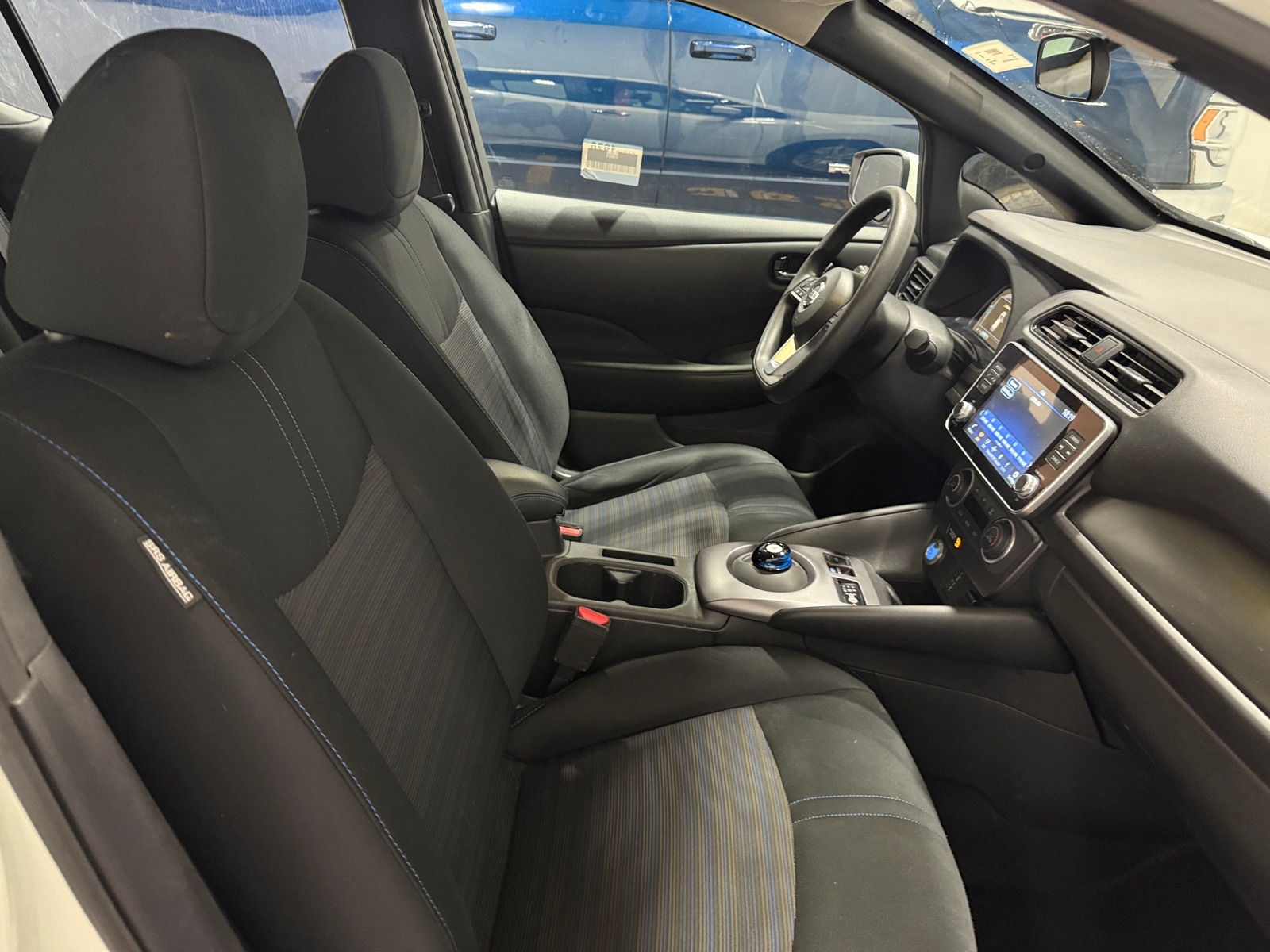 Thumbnail: 2022 Nissan Leaf - 2
