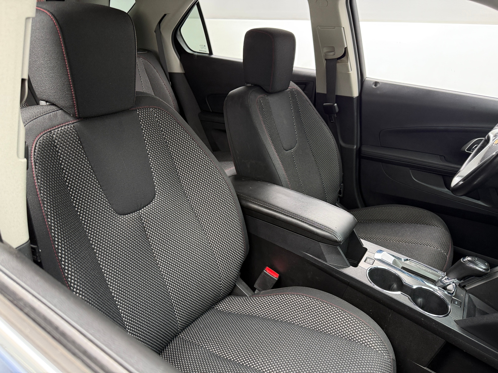 Thumbnail: 2017 Chevrolet Equinox - 2