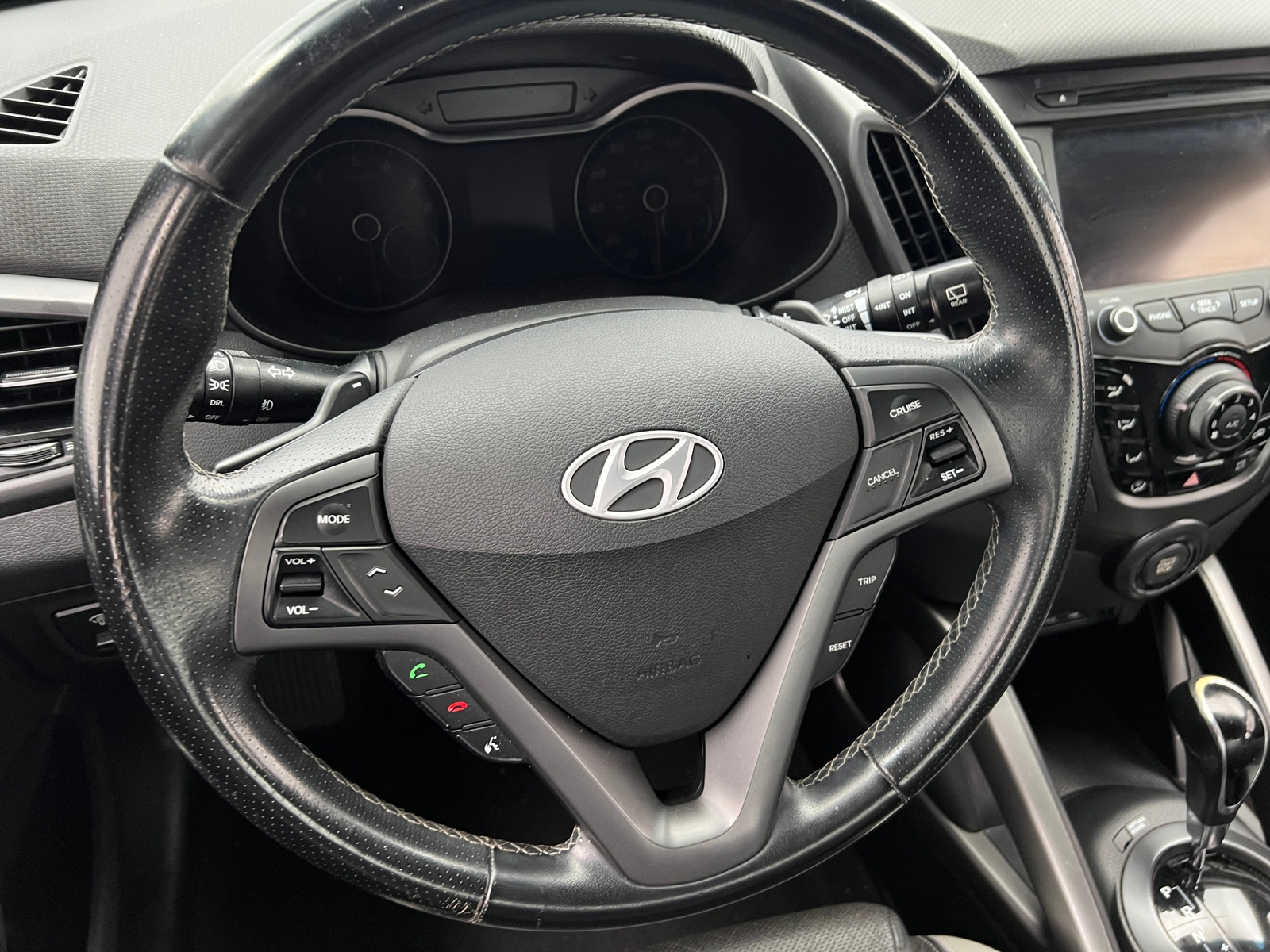 Thumbnail: 2016 Hyundai Veloster - 4