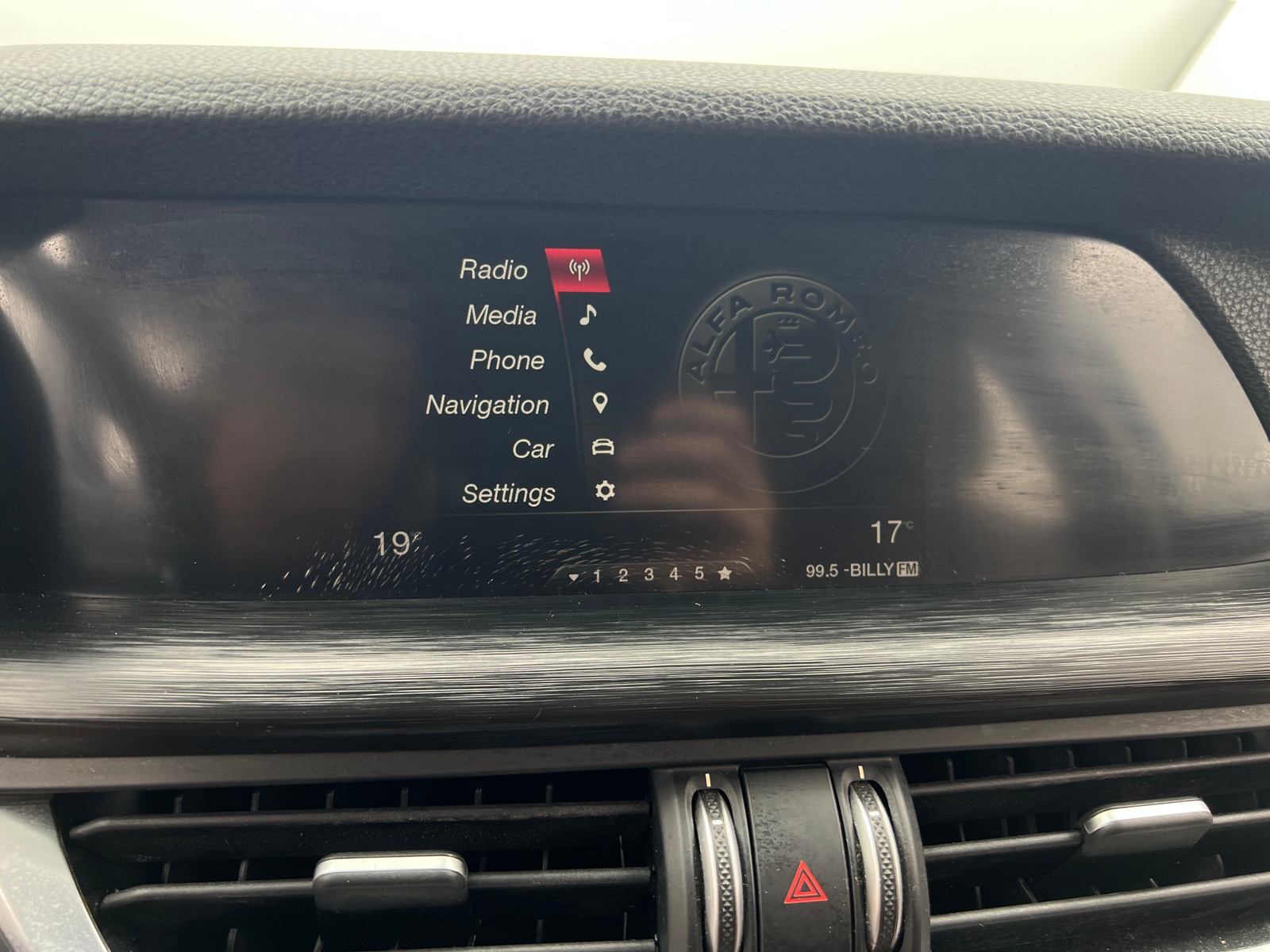 Thumbnail: 2018 Alfa Romeo Stelvio - 3