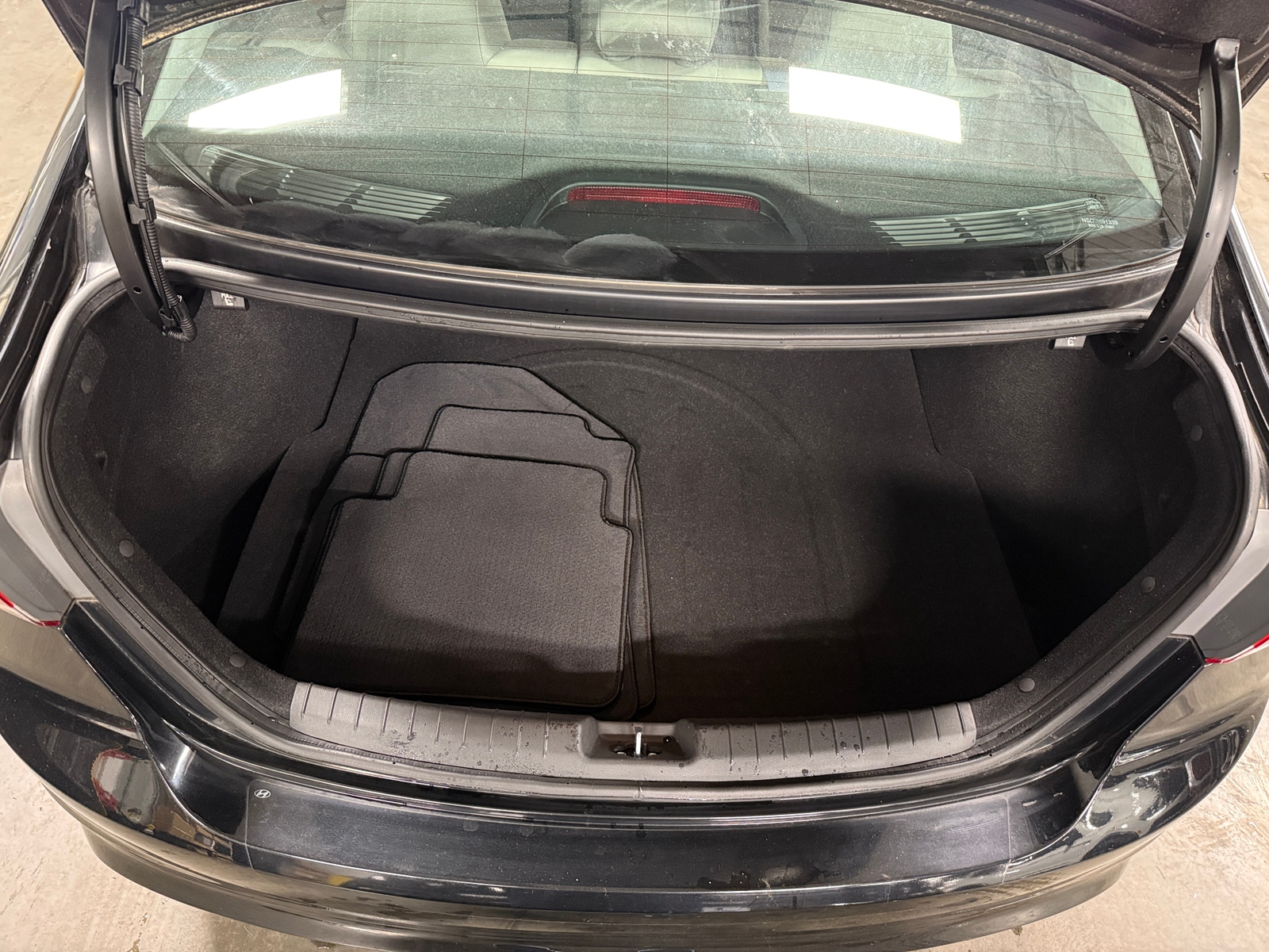 Thumbnail: 2018 Hyundai Elantra - 7