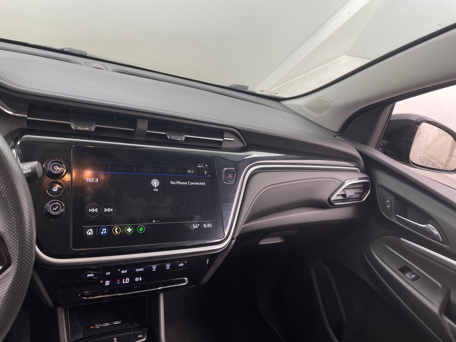 Thumbnail: 2023 Chevrolet Bolt EUV - 4