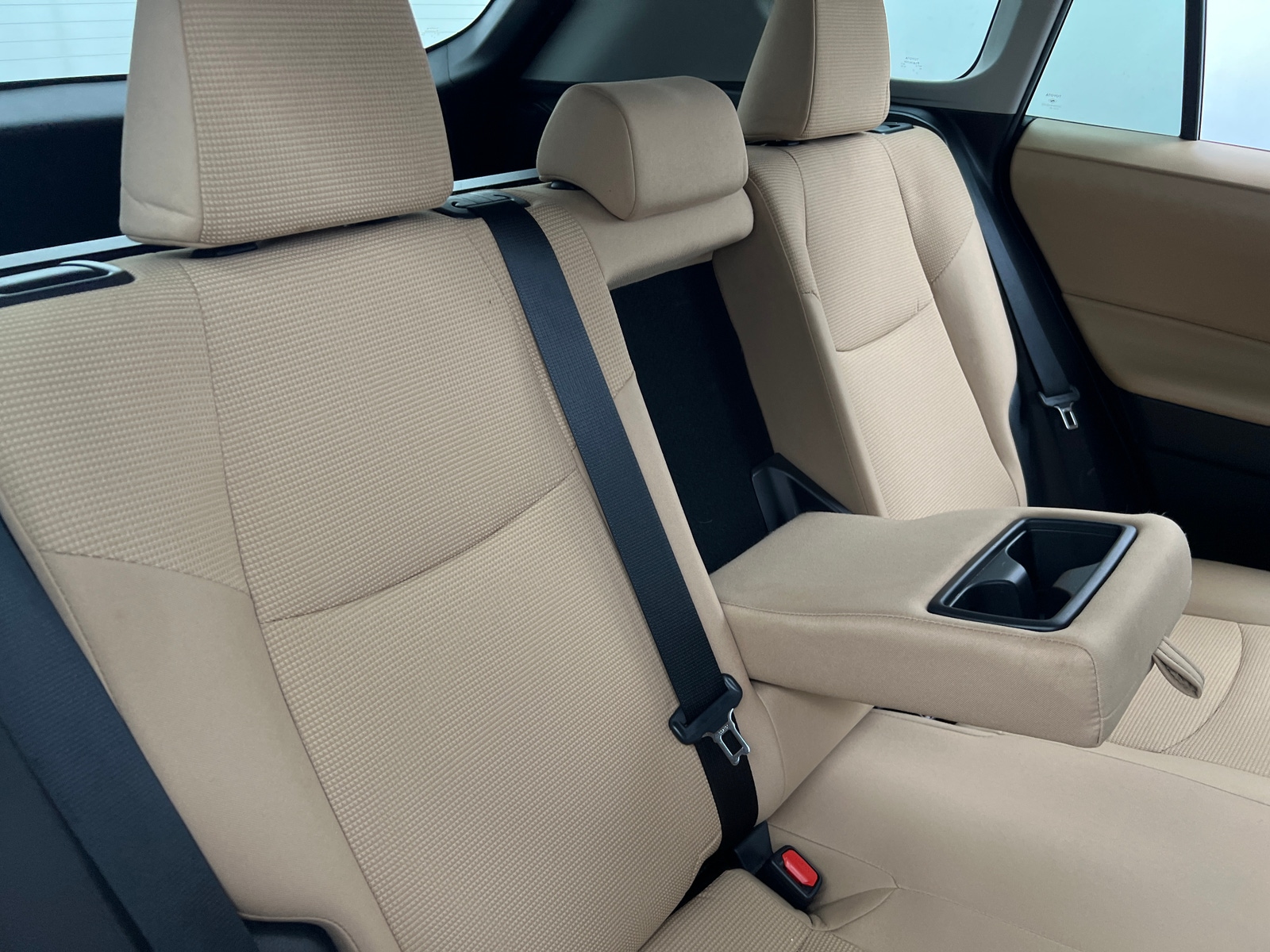Thumbnail: 2021 Toyota RAV4 - 6