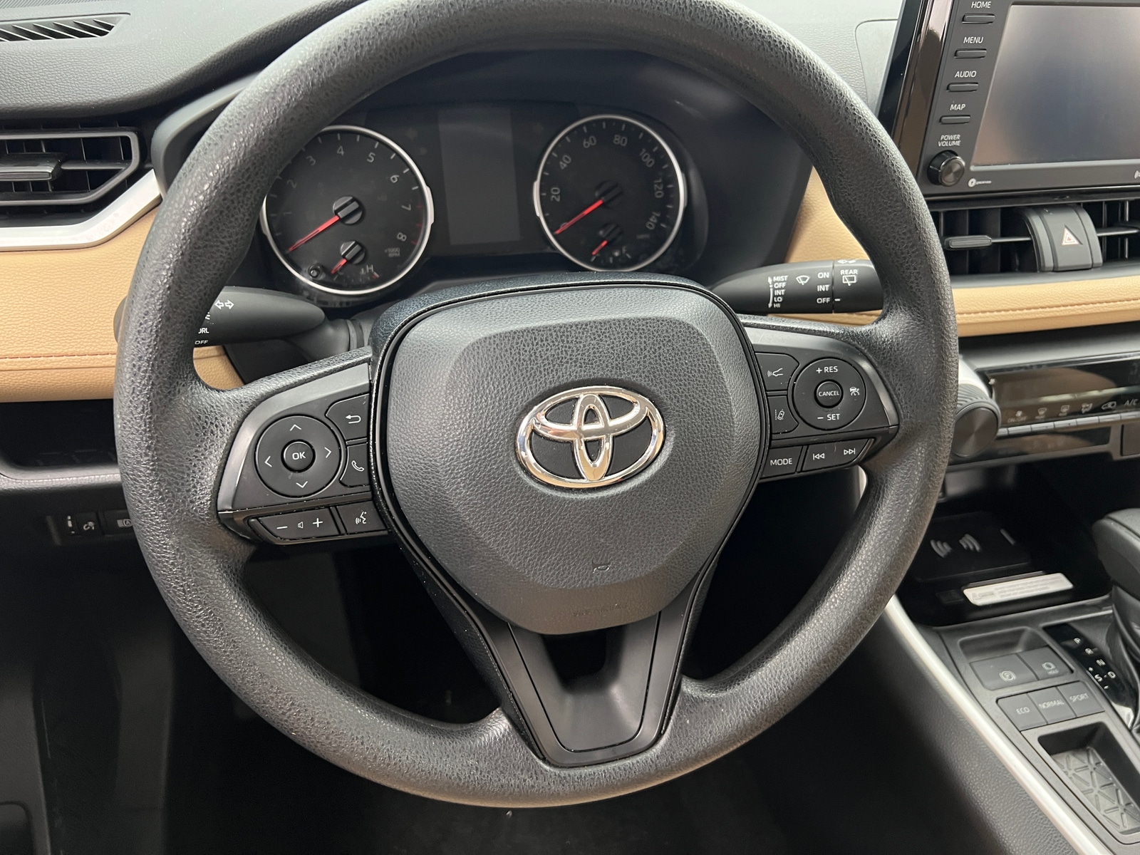 Thumbnail: 2021 Toyota RAV4 - 5