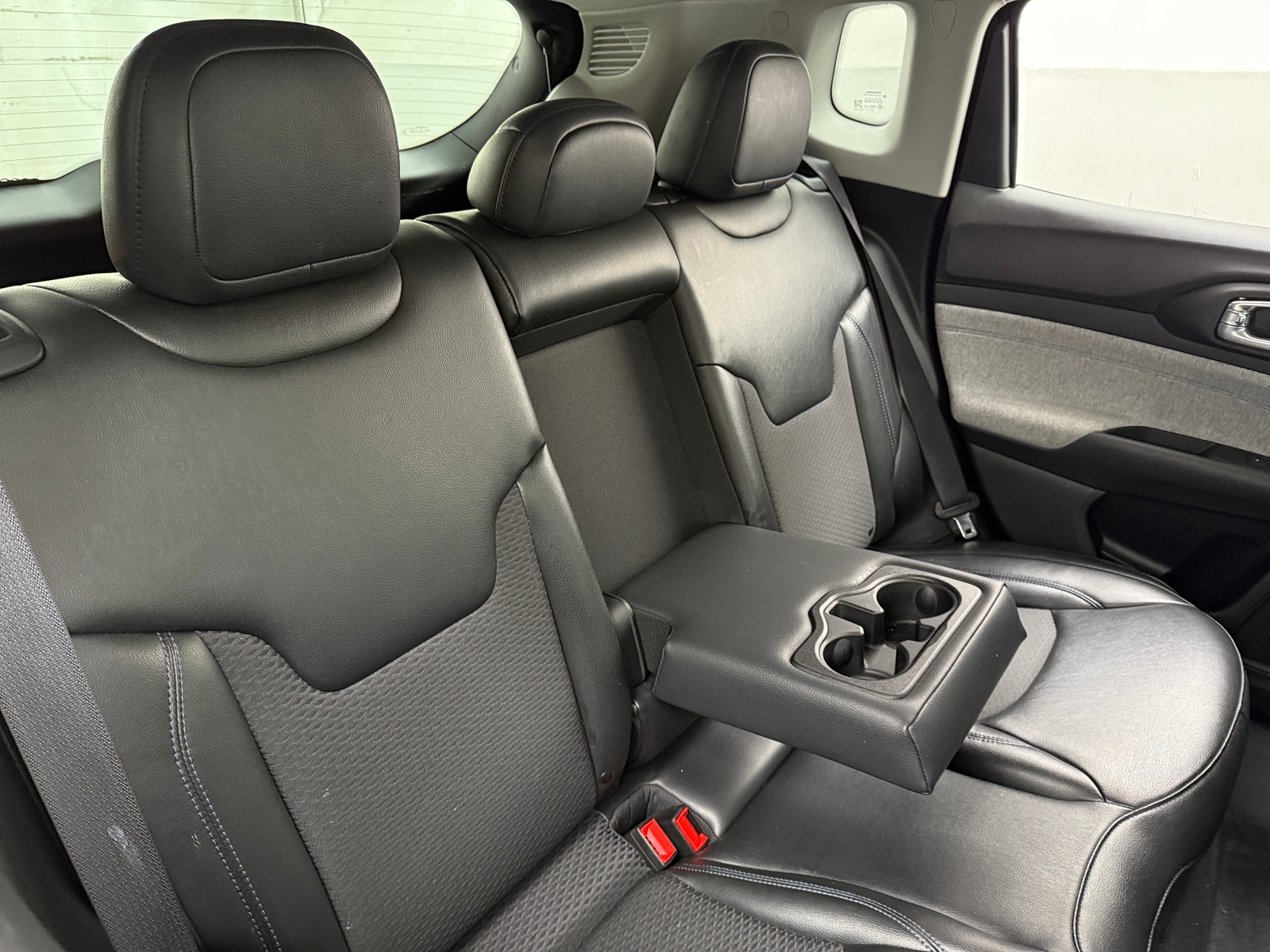 Thumbnail: 2022 Jeep Compass - 6