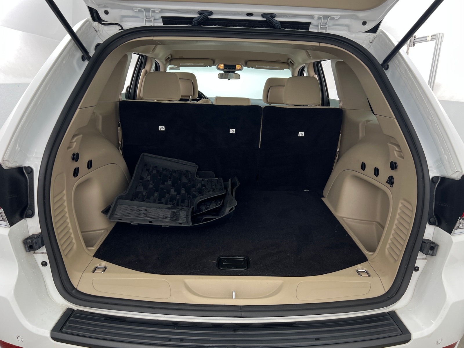 Thumbnail: 2021 Jeep Grand Cherokee - 7