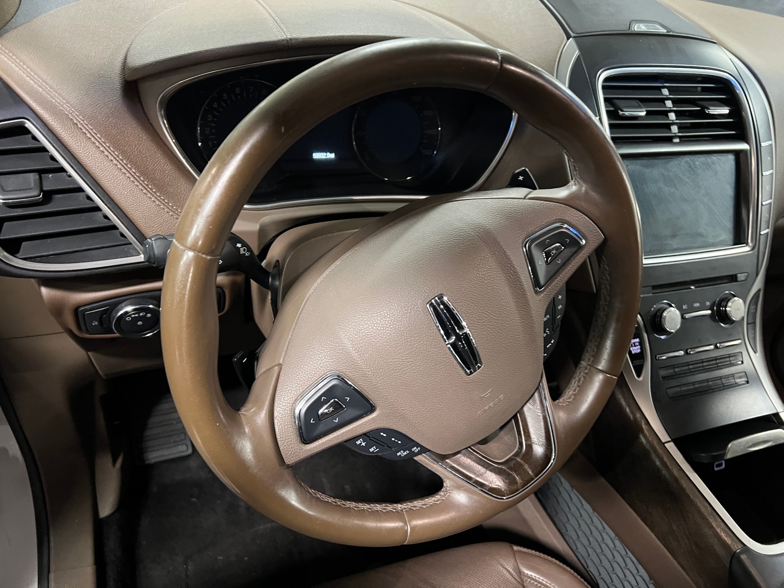Thumbnail: 2016 Lincoln MKX - 4