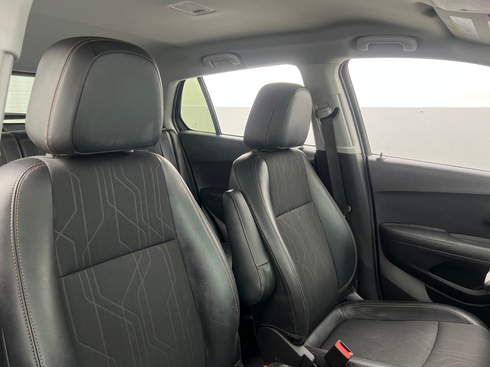 Thumbnail: 2019 Chevrolet Trax - 2