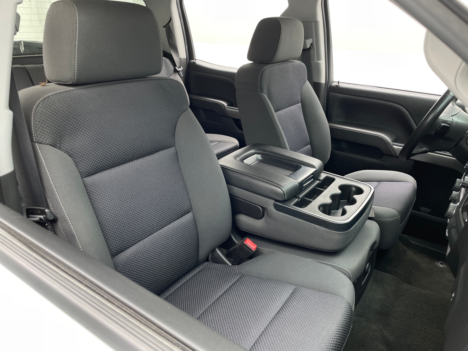 Thumbnail: 2018 Chevrolet Silverado 1500 - 2