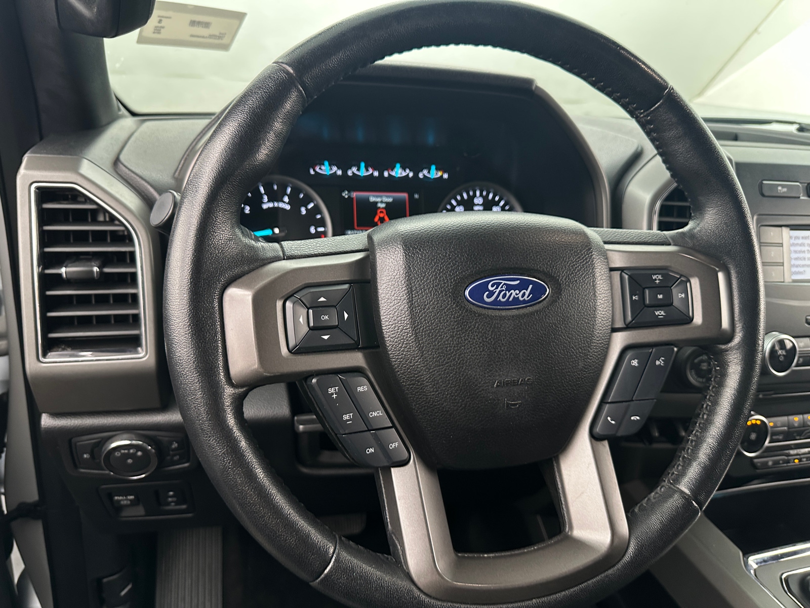 Thumbnail: 2018 Ford Expedition - 5