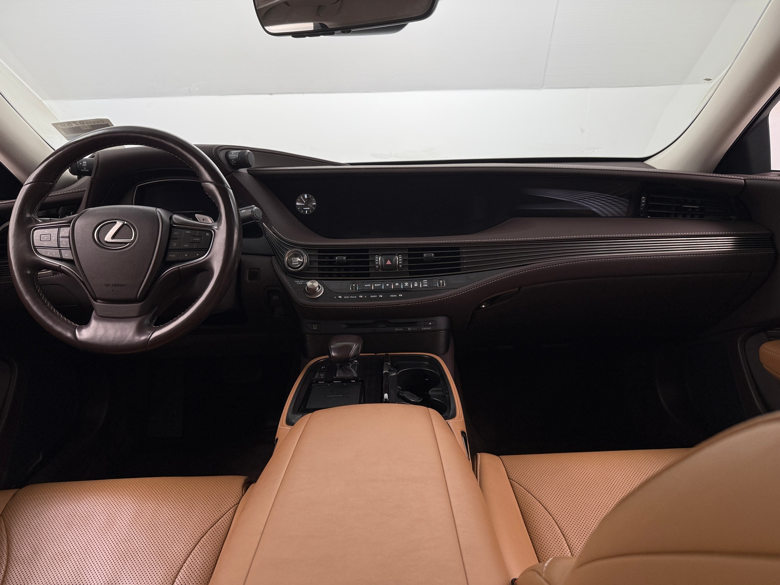 Thumbnail: 2018 Lexus LS - 2