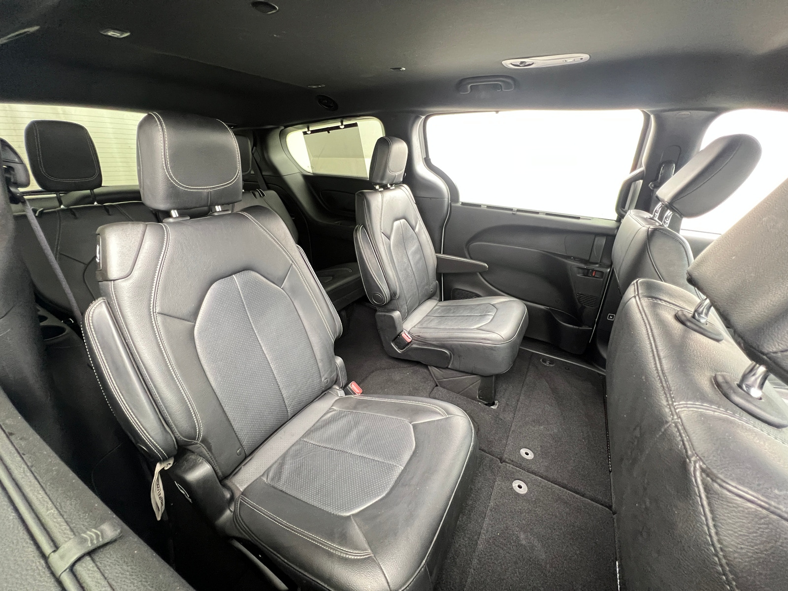 Thumbnail: 2020 Chrysler Pacifica - 5