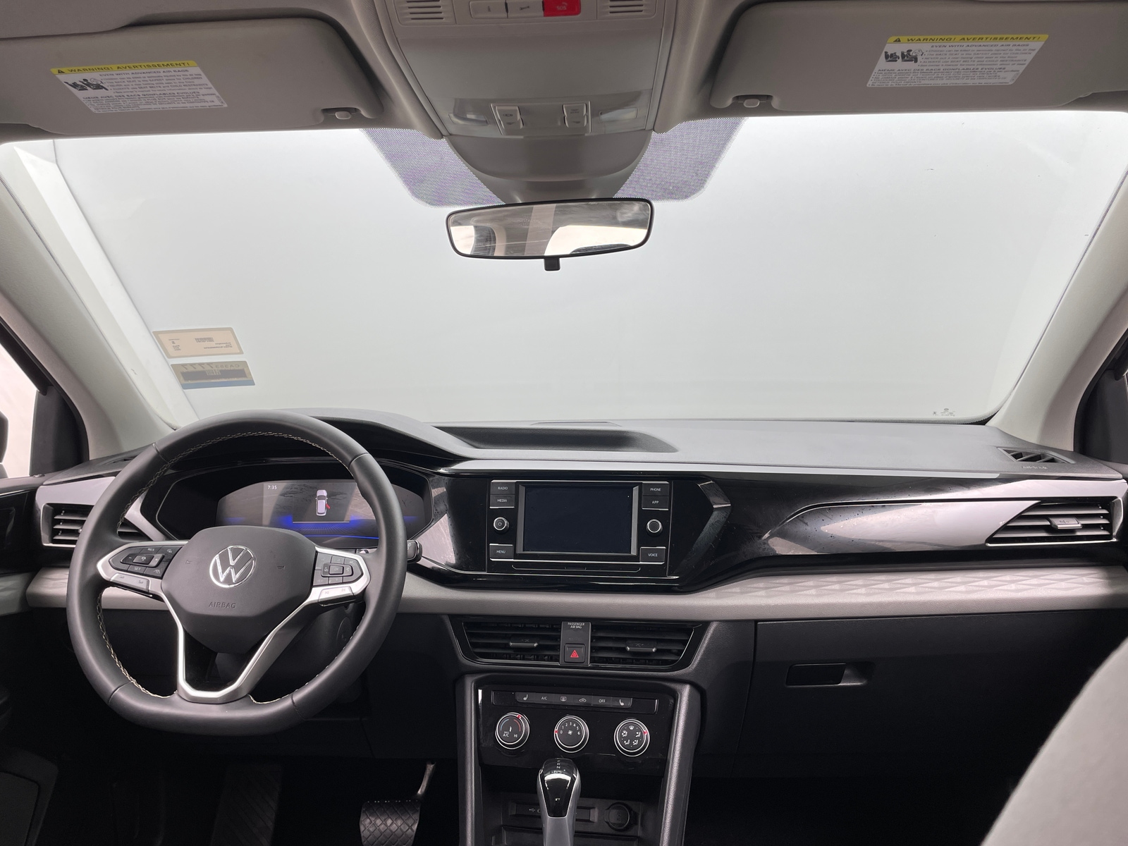Thumbnail: 2024 Volkswagen Taos - 3