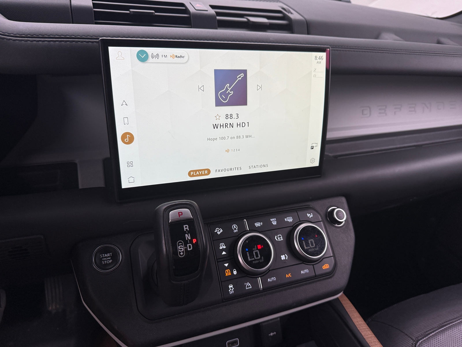 Thumbnail: 2022 Land Rover Defender - 3