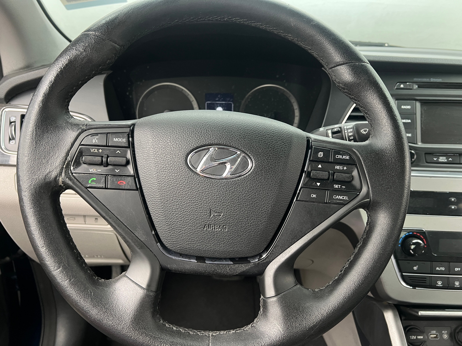Thumbnail: 2015 Hyundai Sonata - 4