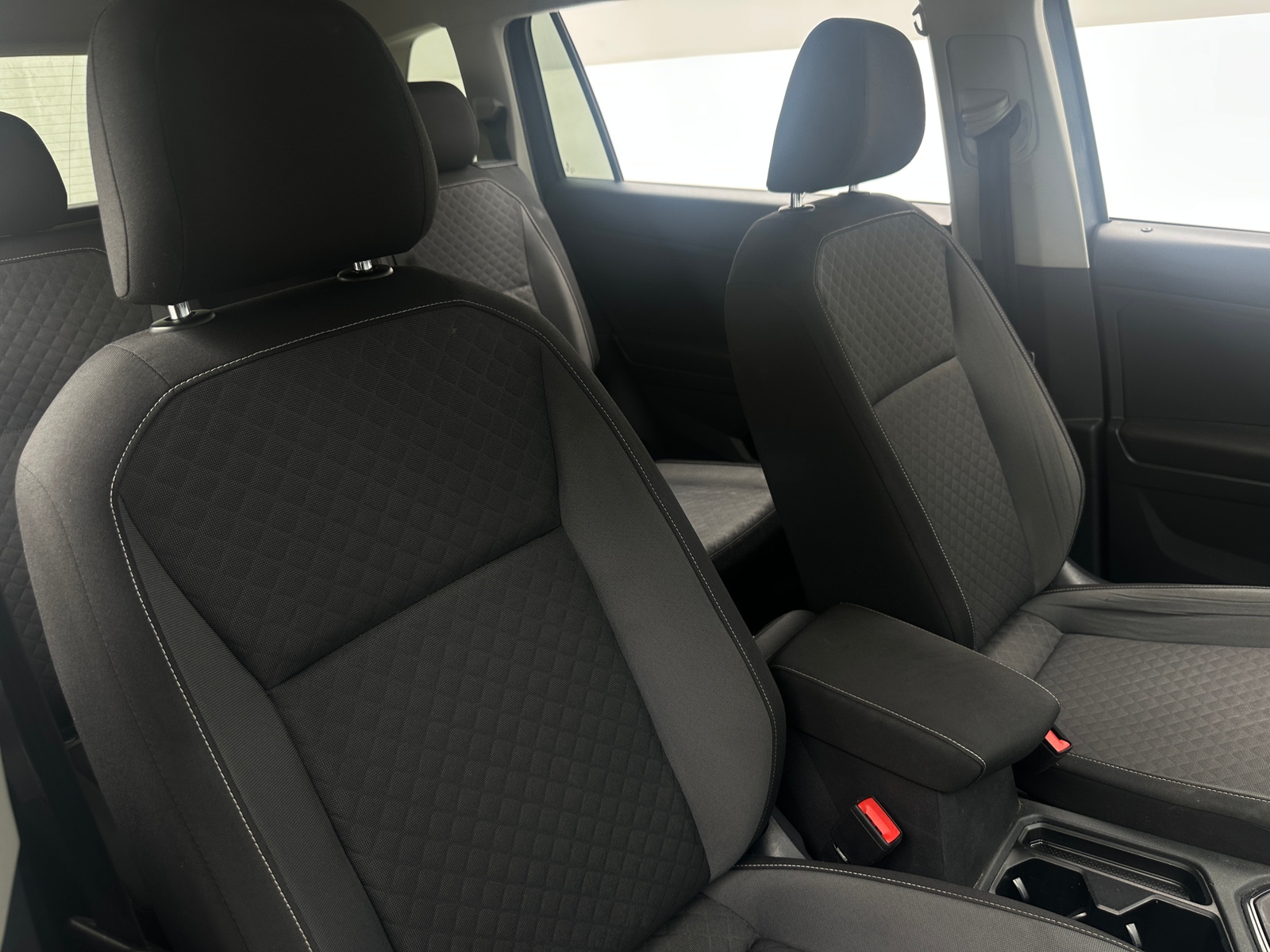 Thumbnail: 2021 Volkswagen Tiguan - 2