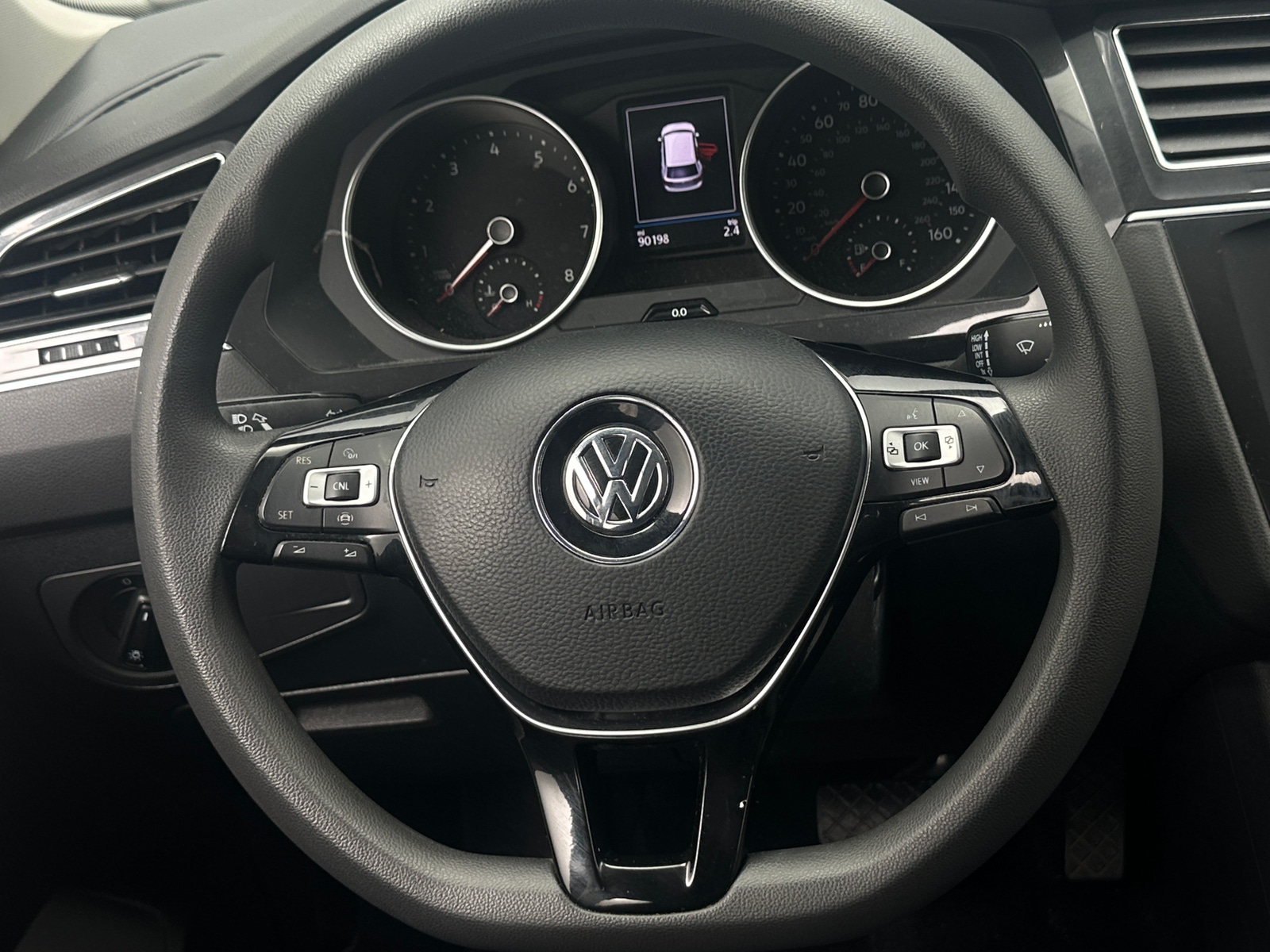 Thumbnail: 2021 Volkswagen Tiguan - 5