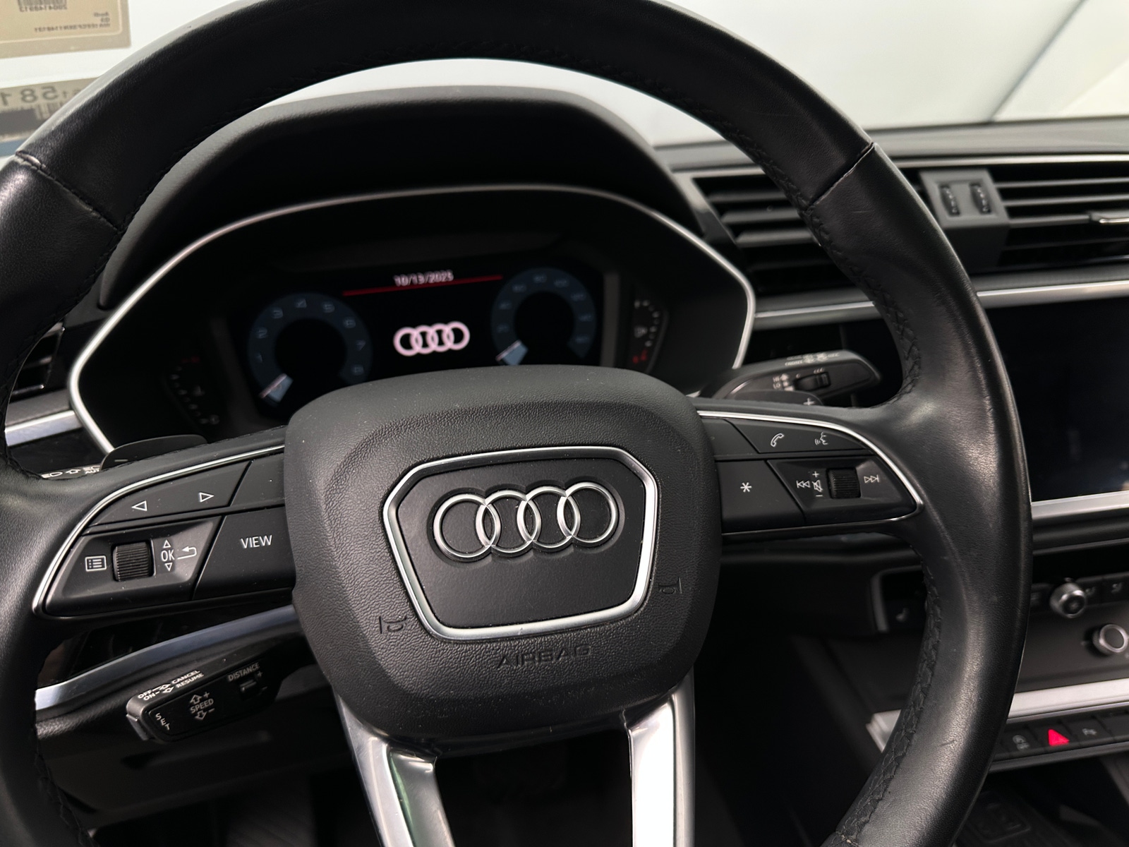 Thumbnail: 2022 Audi Q3 - 4
