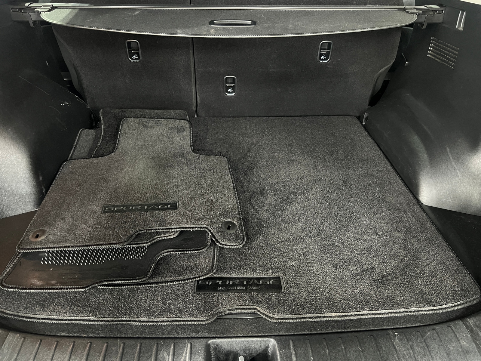 Thumbnail: 2023 Kia Sportage - 7