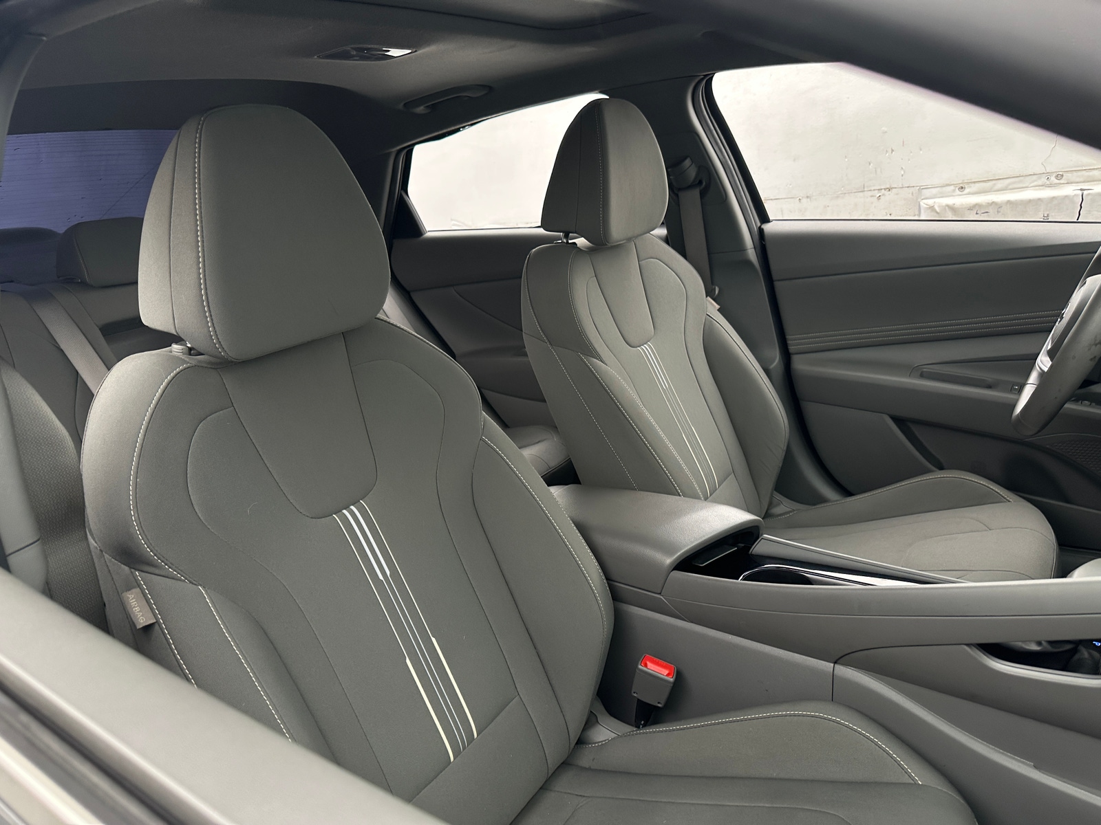 Thumbnail: 2021 Hyundai Elantra - 2