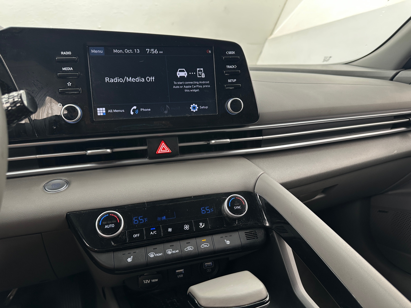 Thumbnail: 2021 Hyundai Elantra - 4