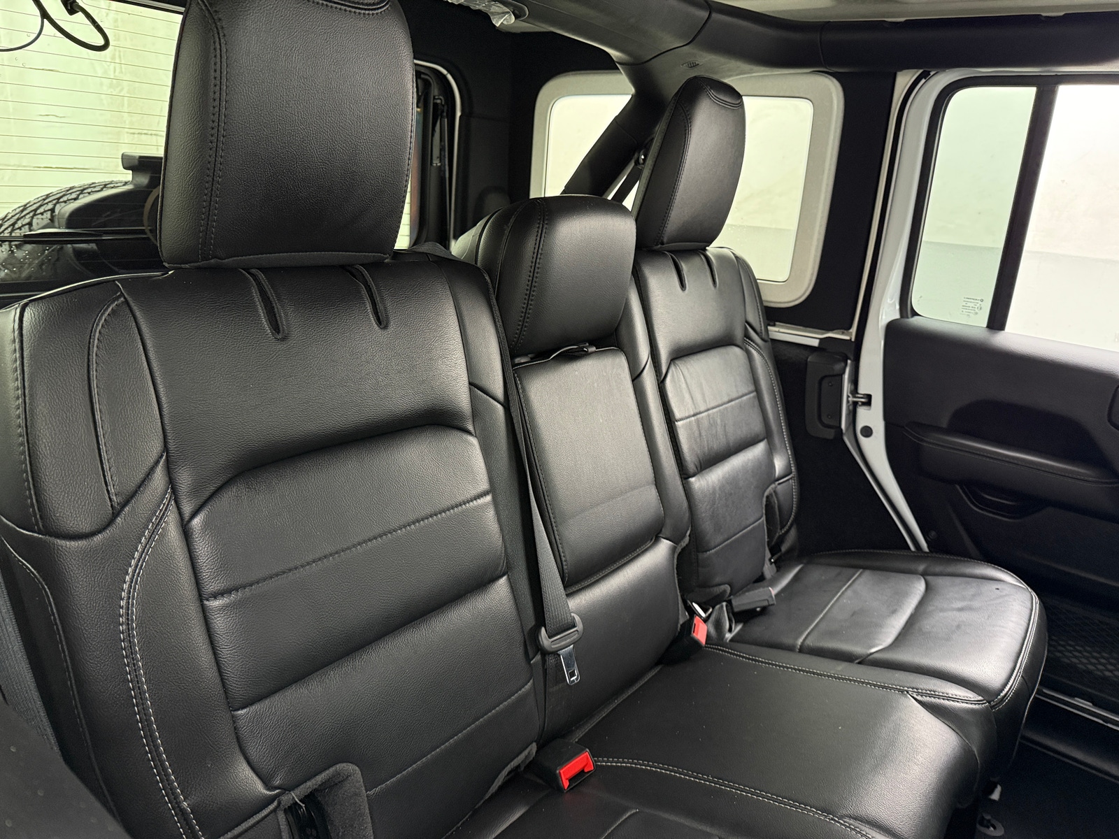 Thumbnail: 2020 Jeep Wrangler - 5