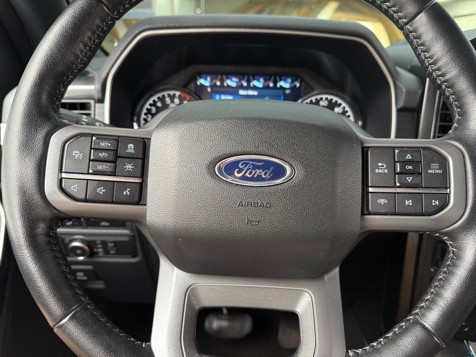 Thumbnail: 2022 Ford Econoline - 5