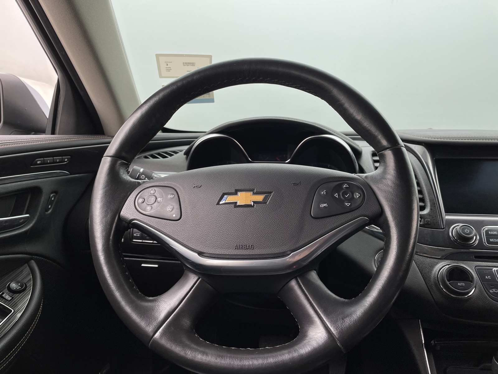 Thumbnail: 2017 Chevrolet Impala - 4