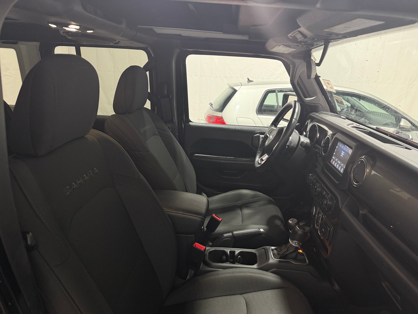 Thumbnail: 2019 Jeep Wrangler - 2