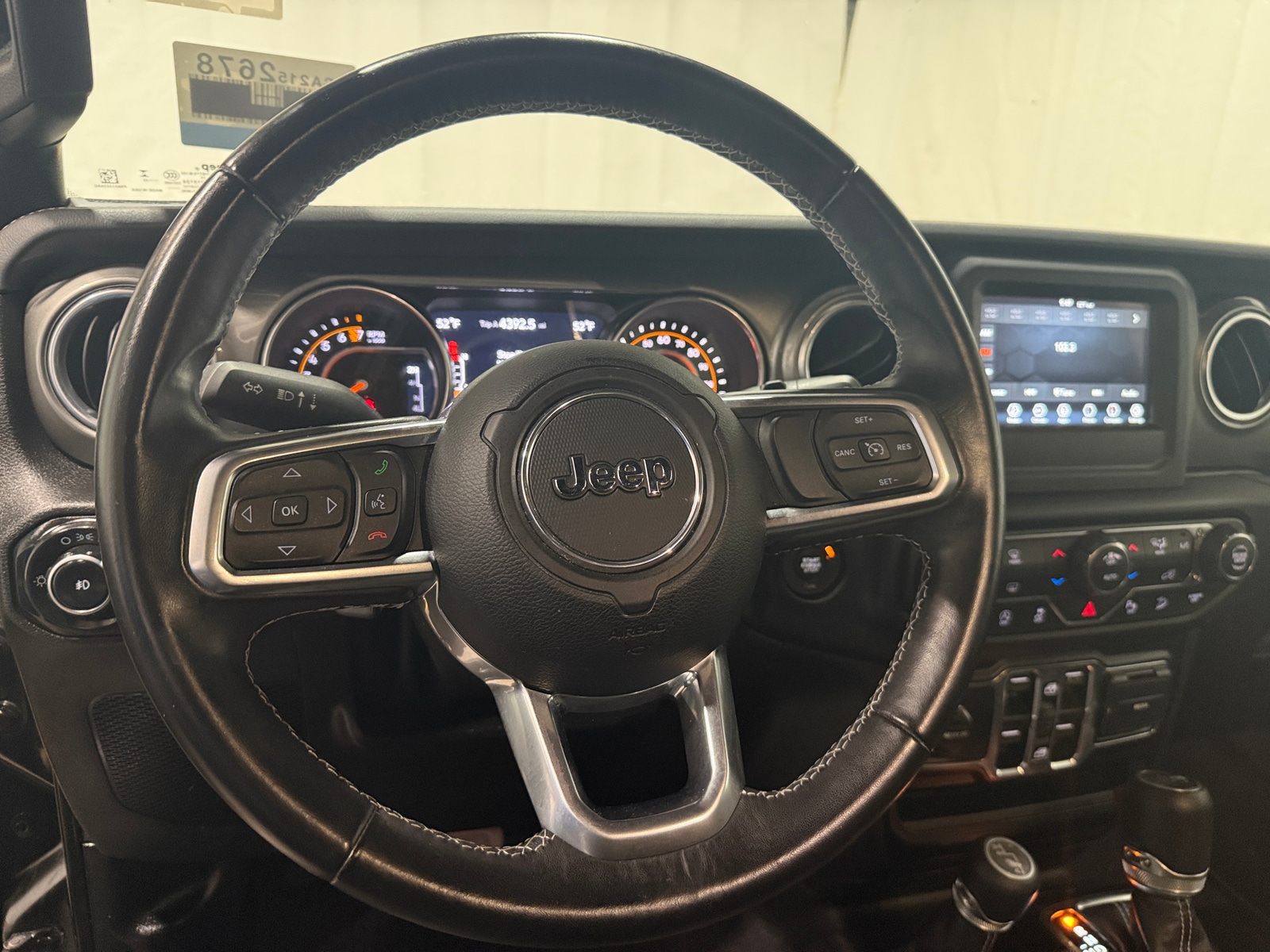 Thumbnail: 2019 Jeep Wrangler - 5