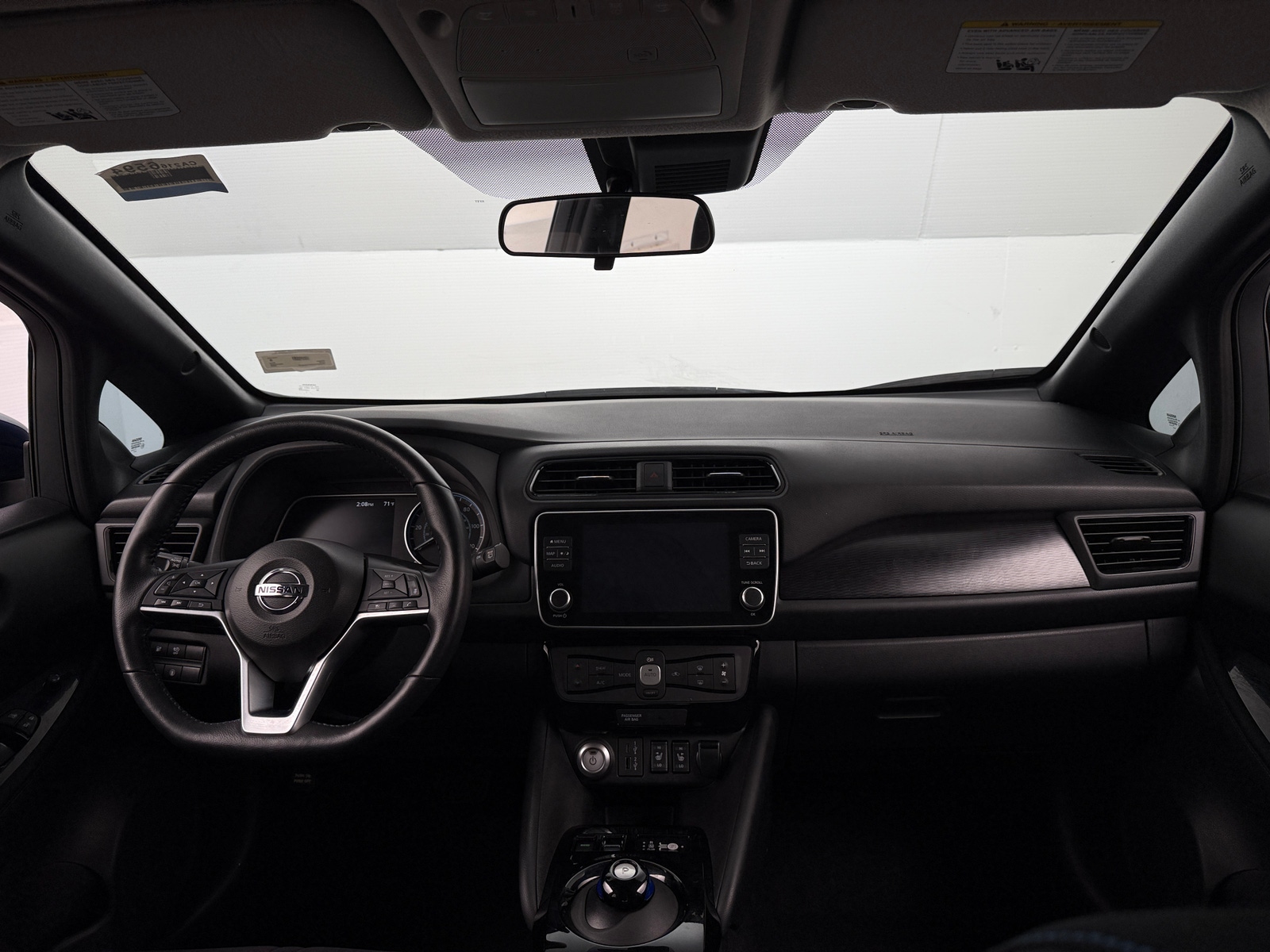Thumbnail: 2022 Nissan Leaf - 3