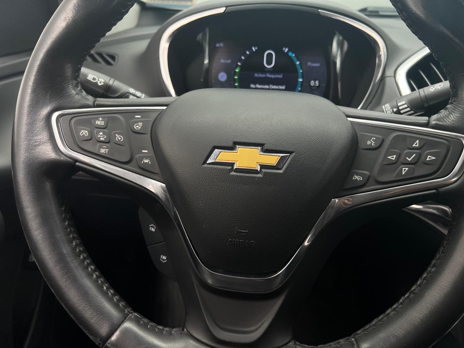 Thumbnail: 2019 Chevrolet Volt - 4