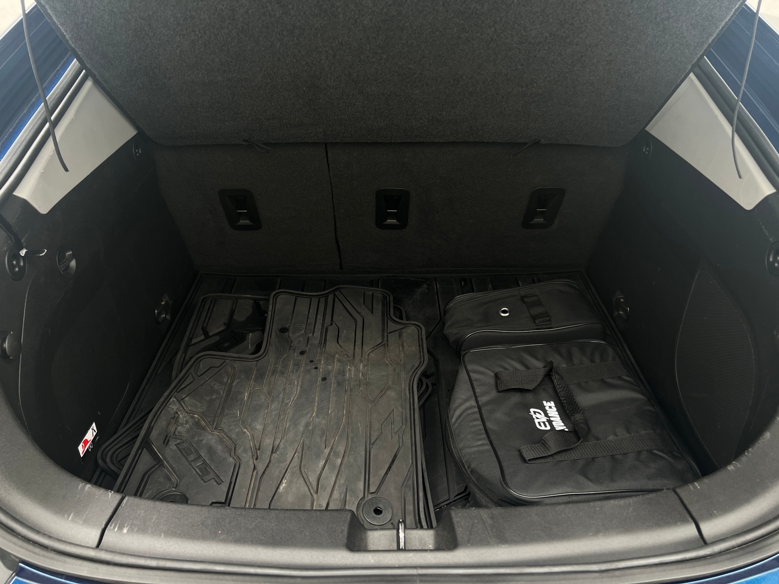 Thumbnail: 2019 Chevrolet Volt - 6