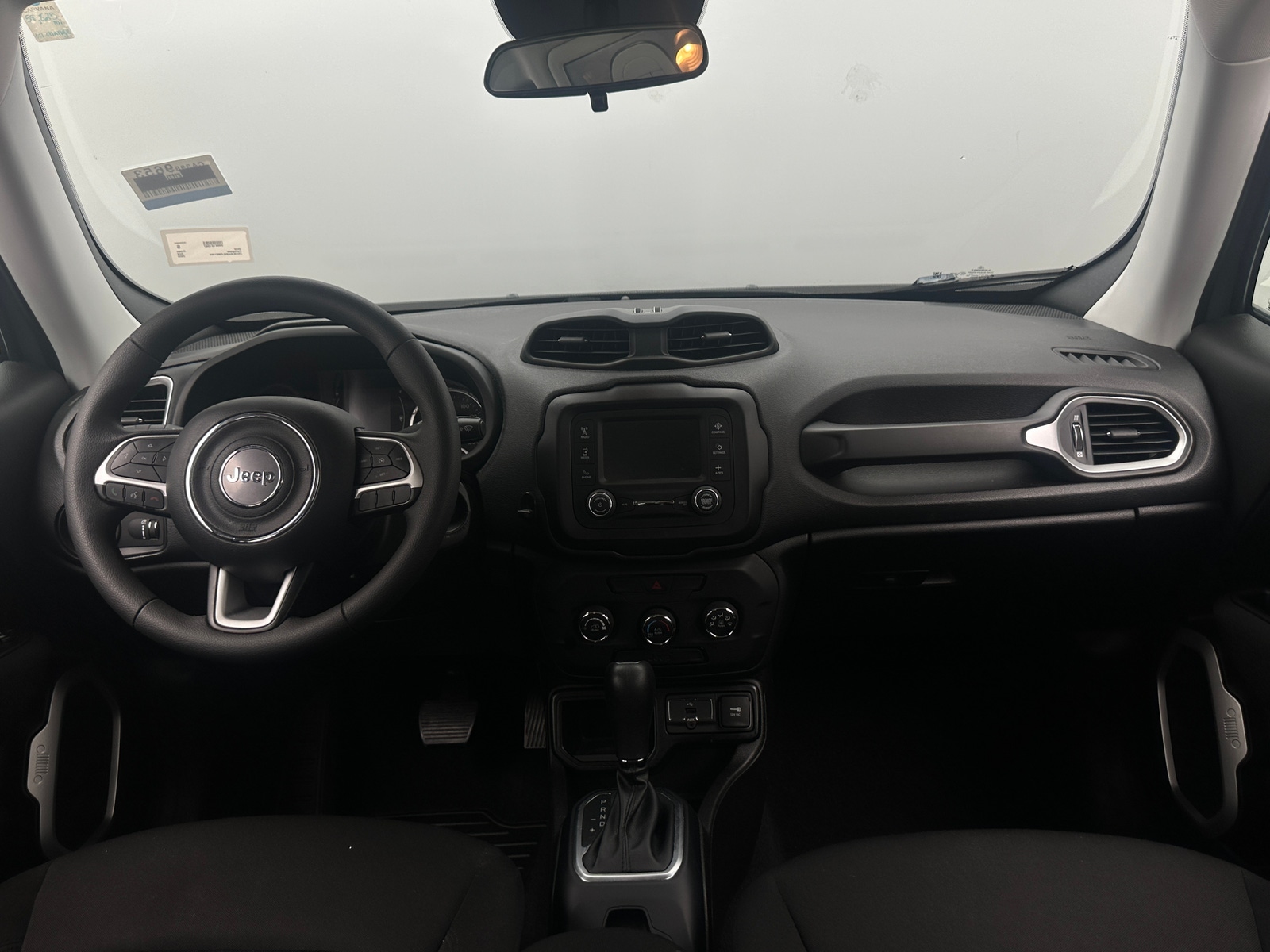 Thumbnail: 2020 Jeep Renegade - 3