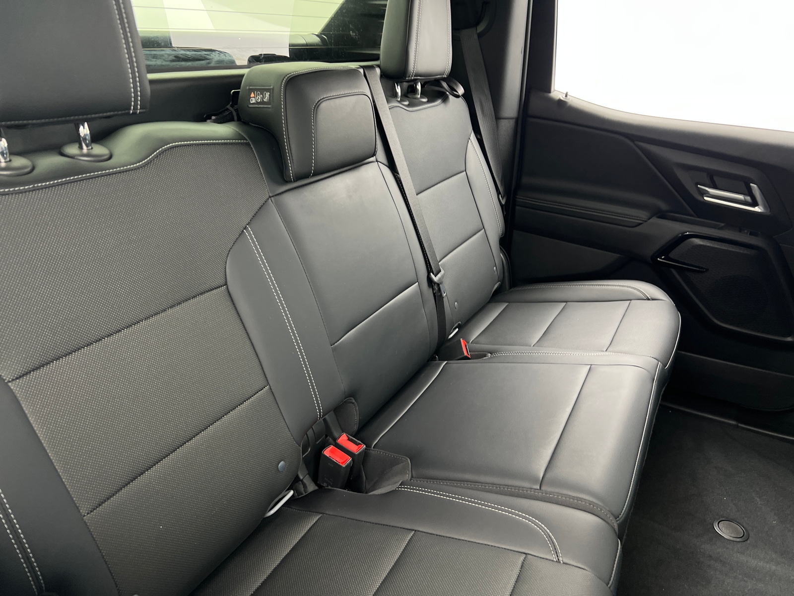 Thumbnail: 2025 Chevrolet Silverado EV - 6