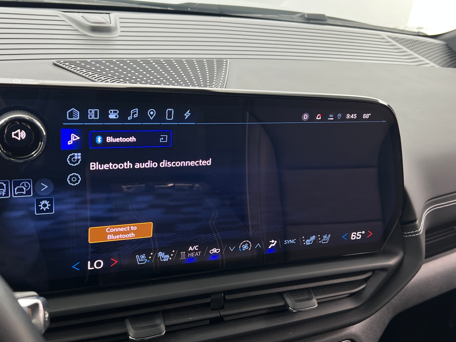 Thumbnail: 2025 Chevrolet Silverado EV - 4