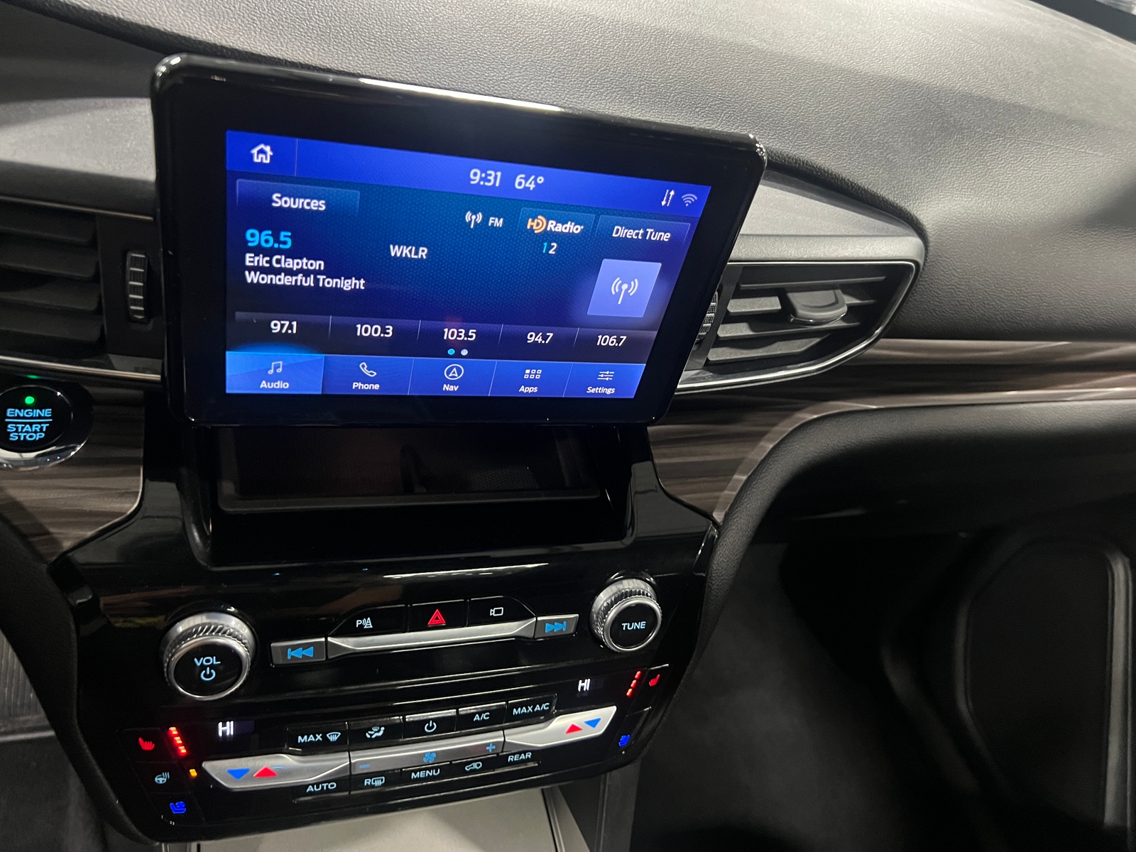 Thumbnail: 2021 Ford Explorer - 3