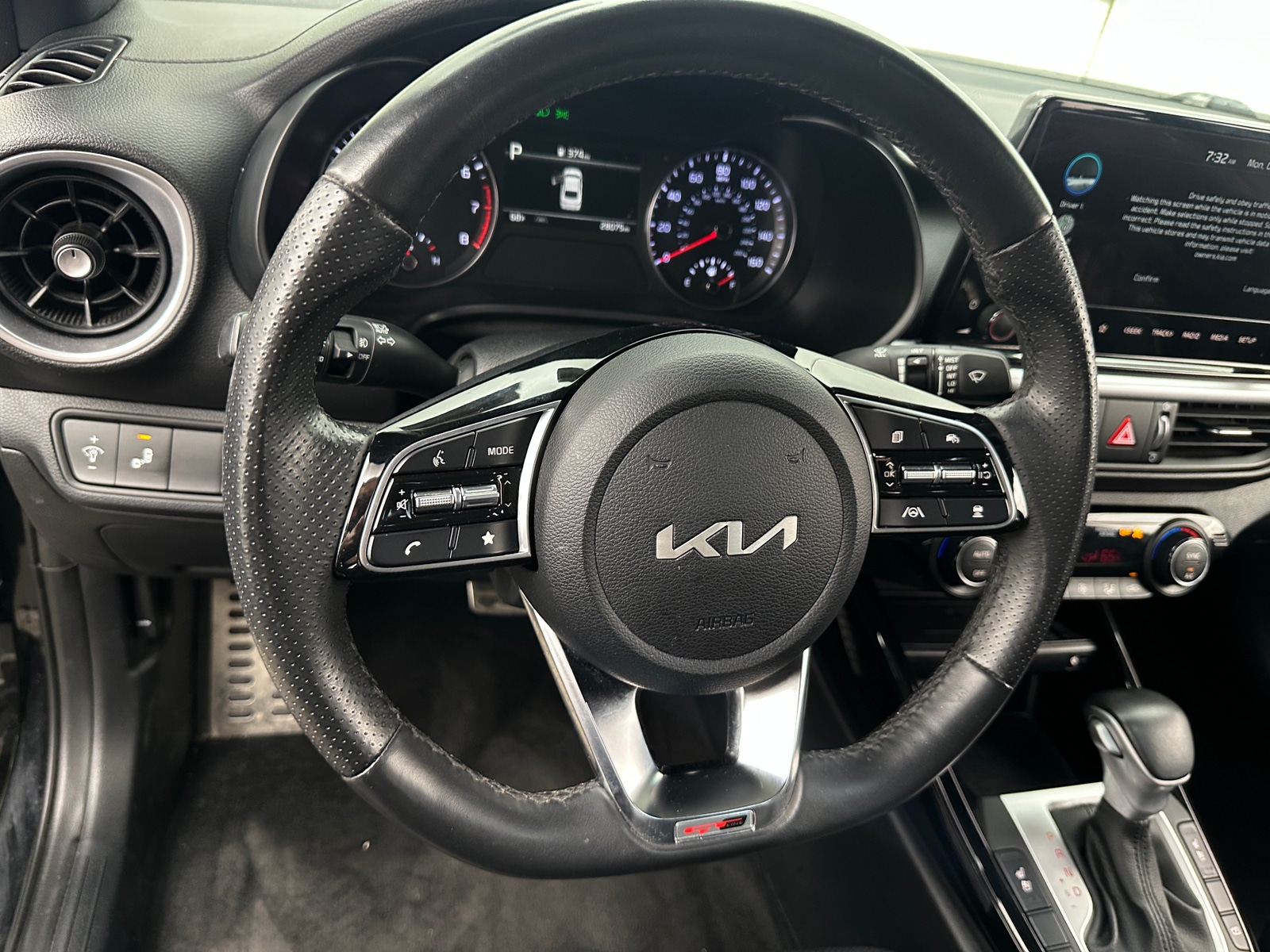 Thumbnail: 2024 Kia Forte - 5