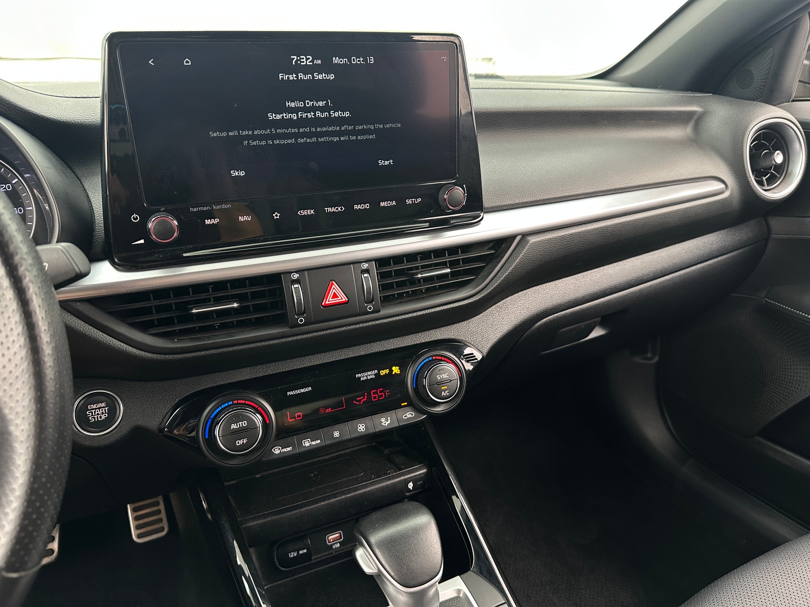 Thumbnail: 2024 Kia Forte - 4