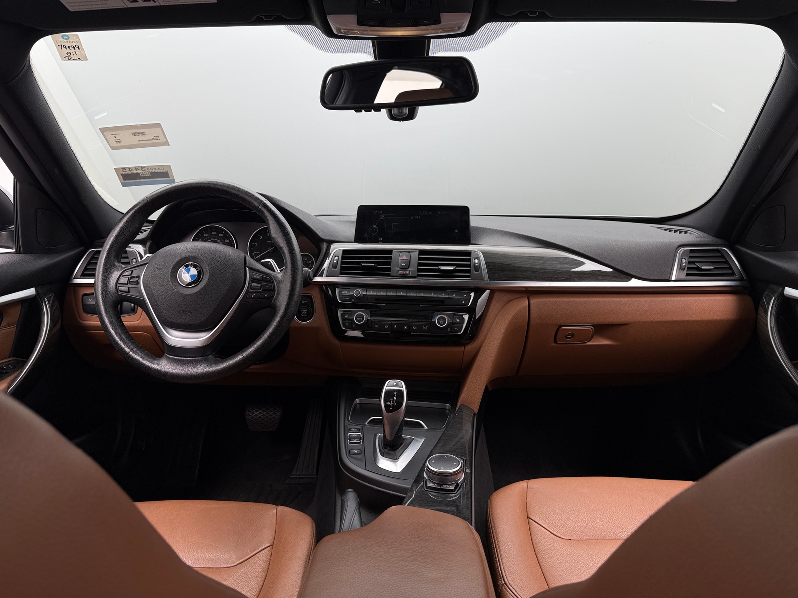 Thumbnail: 2016 BMW 3 Series - 2